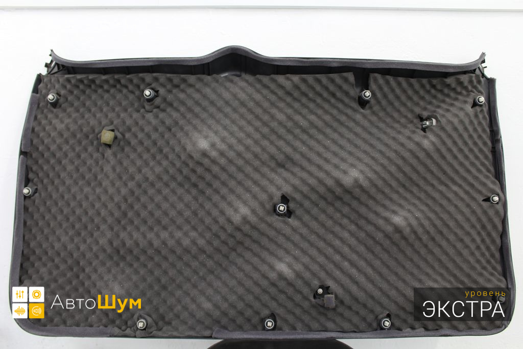 Шумоизоляция крышки багажника Тойота РАВ 4 (XA30)